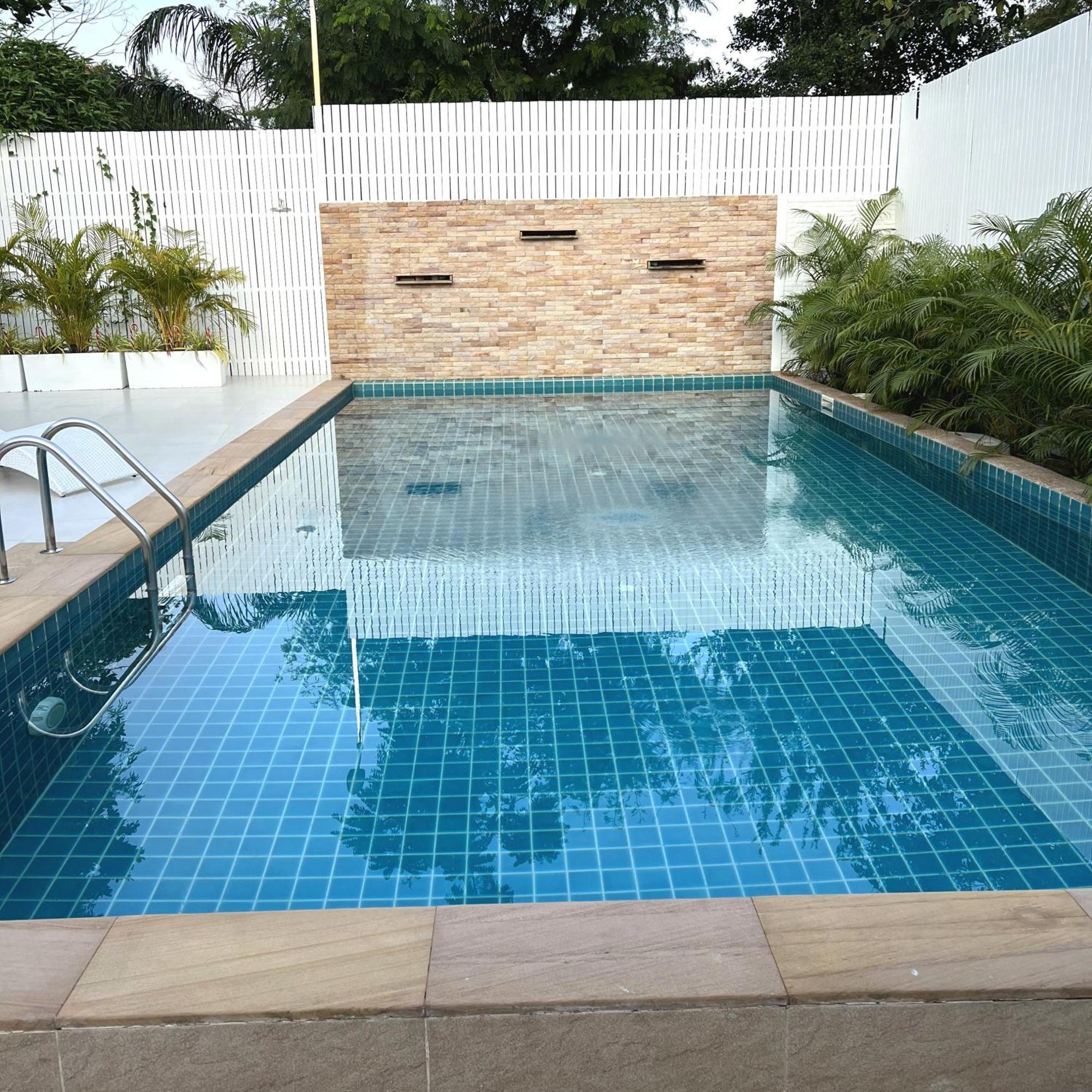 Villa Paradise Samui Chaweng, 5 Bedrooms With Private Pool *